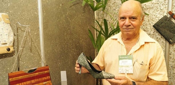 O empresário Aidson Ponciano, 70, começou a produzir bolsas e sapatos femininos com couro de peixe para se diferenciar da concorrência e valorizar produto típico da Região Amazônica