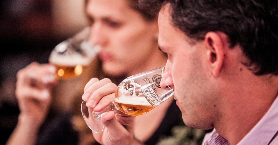 degustador que virou alcoolatra sera indenizado por cervejaria degustador que virou alcoolatra sera indenizado por cervejaria