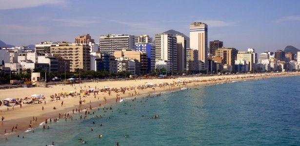 Praia do Leblon, no Rio: preço de apartamentos usados acumula alta de 39,8% em um ano - Celso Avila