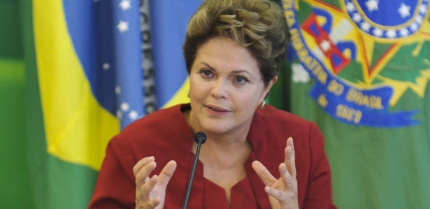 A presidente Dilma Rousseff durante café da manhã com jornalistas no Palácio do Planalto - Antônio Cruz/ABr